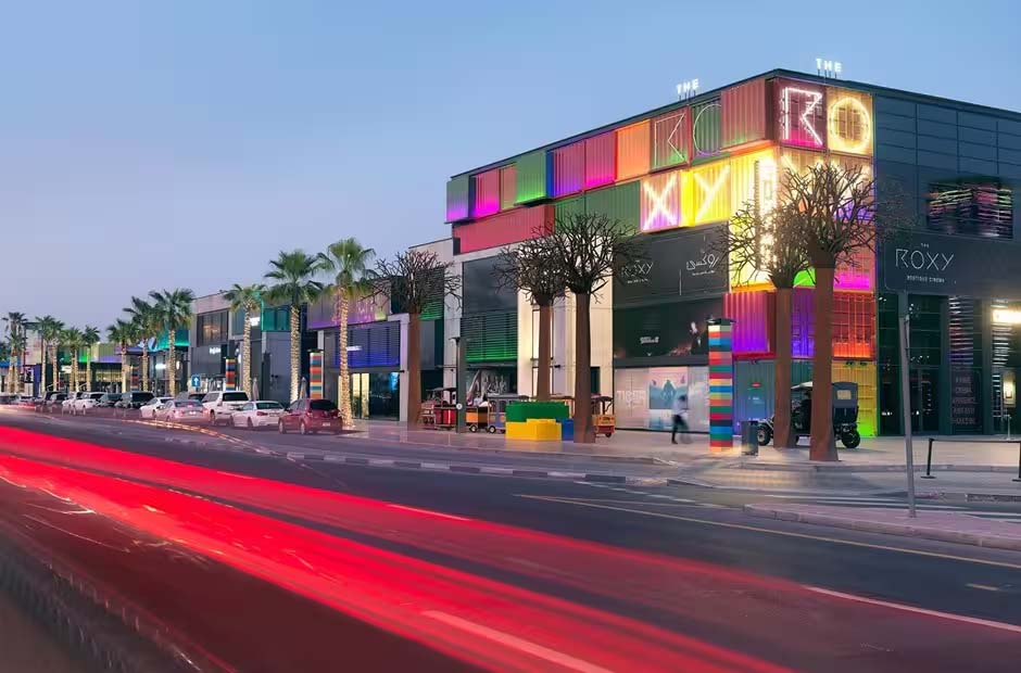 <a href="https://eyemedia.ae/our-locations/al-wasl/">AL WASL</a>